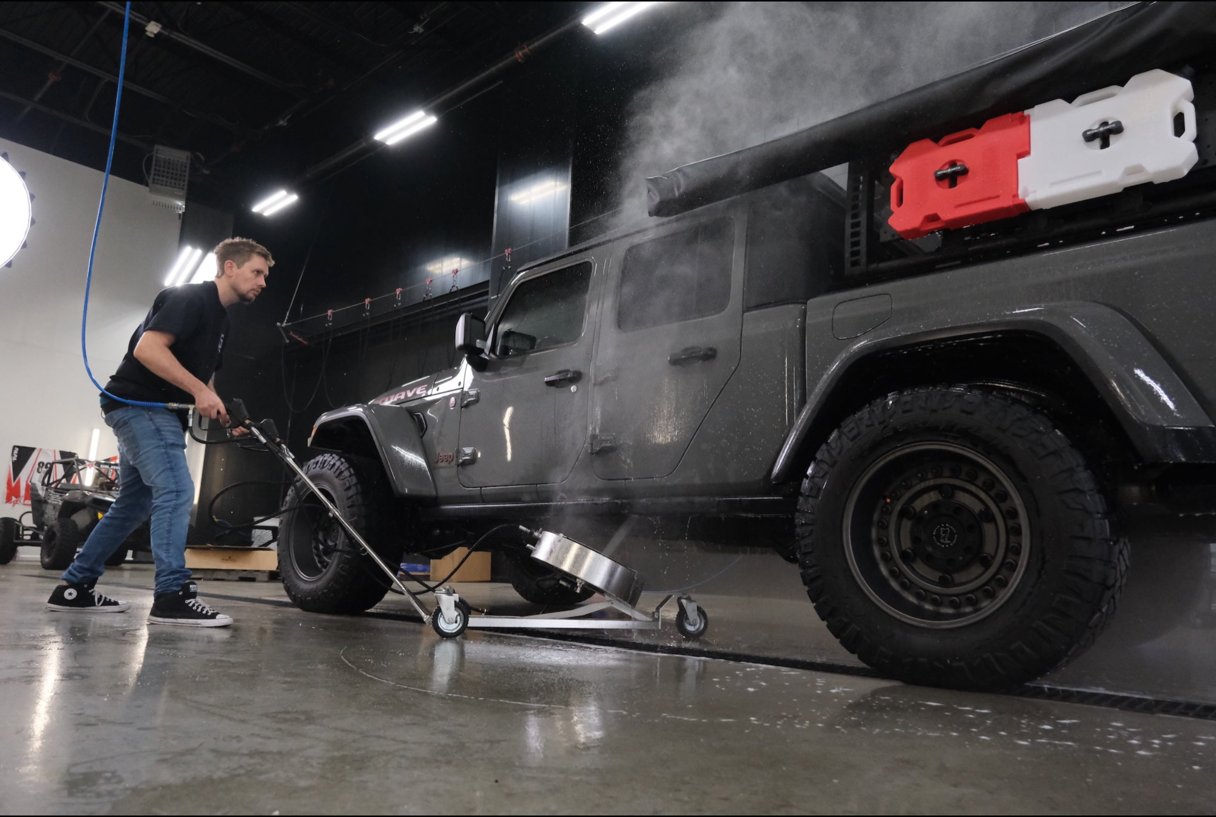 Mosmatic Hurricane Pro HURpz-520 Undercarriage Cleaner 80.618 - Chem-X