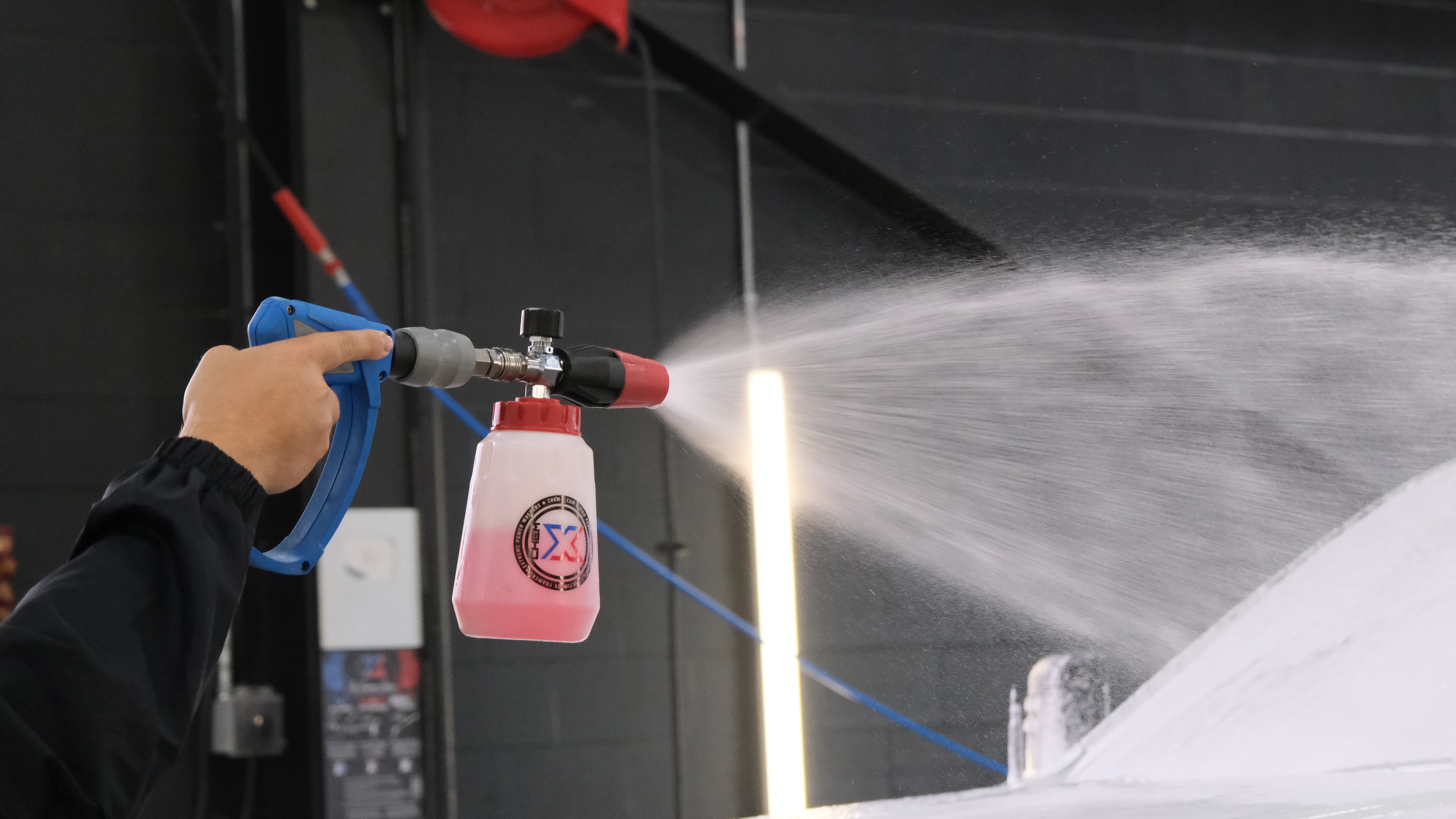 FOAM CANNONS + SPRAYERS