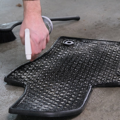Heavy Duty: Tire Cleaner + Degreaser