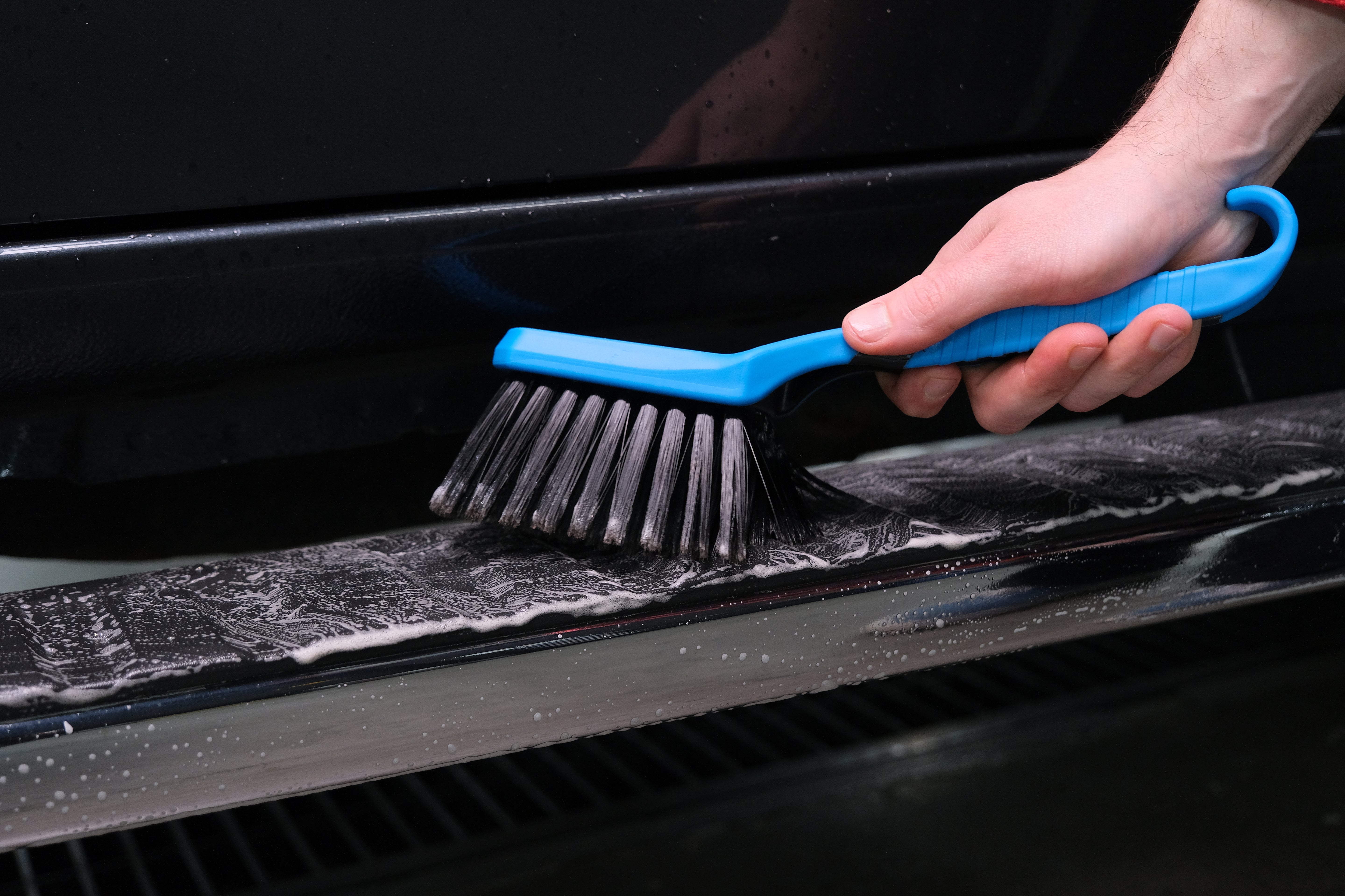 SKORP Wheel Brush scrubbing truck running board