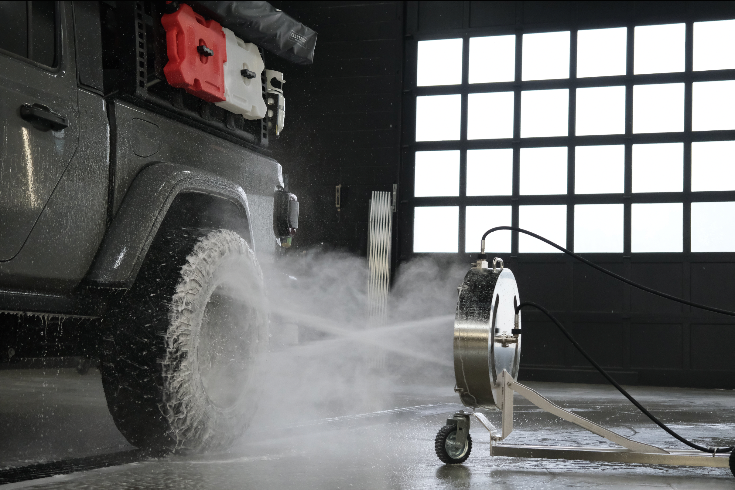 Mosmatic Hurricane Pro HURpz-520 Undercarriage Cleaner 80.618 - Chem-X